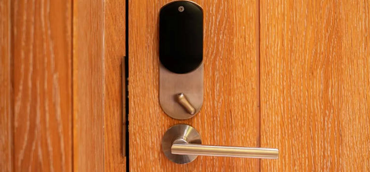 Automatic Locking Door Knob Norwalk